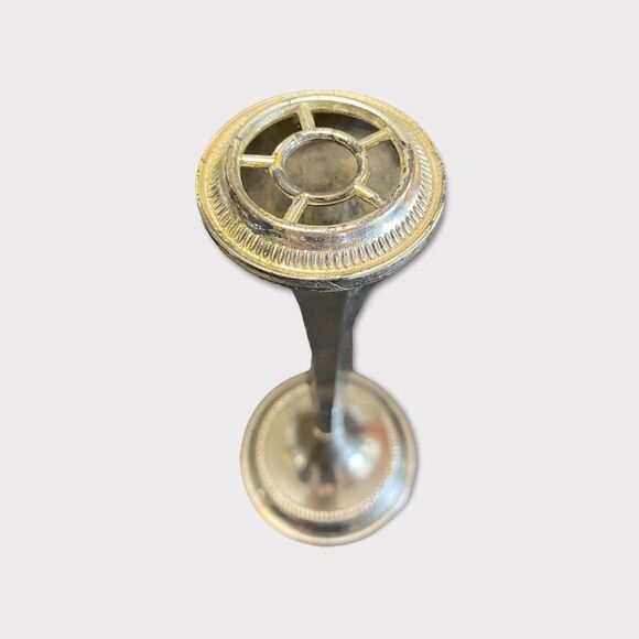 Vintage | Silver Trumpet Vase - Picture 2 of 4